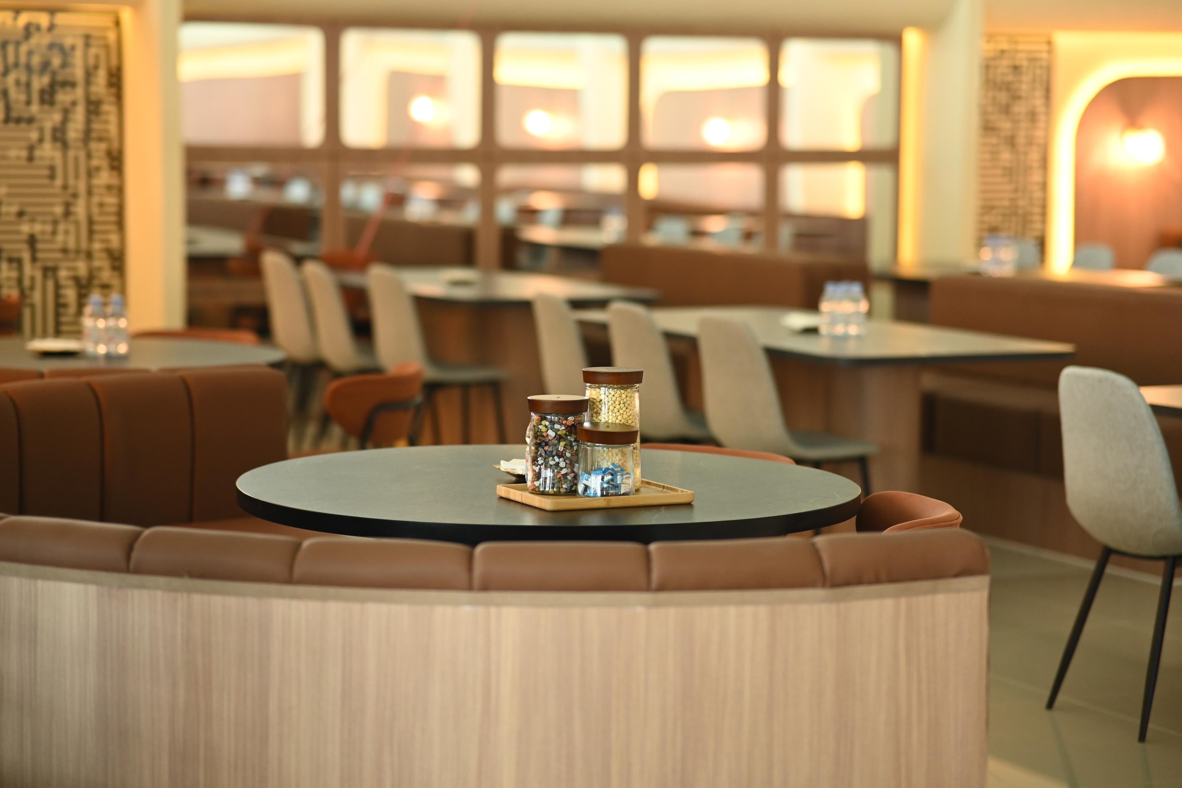 Amanah Executive Lounge - Awal Perjalanan yang Menenangkan - Amanah Trans Service Makassar